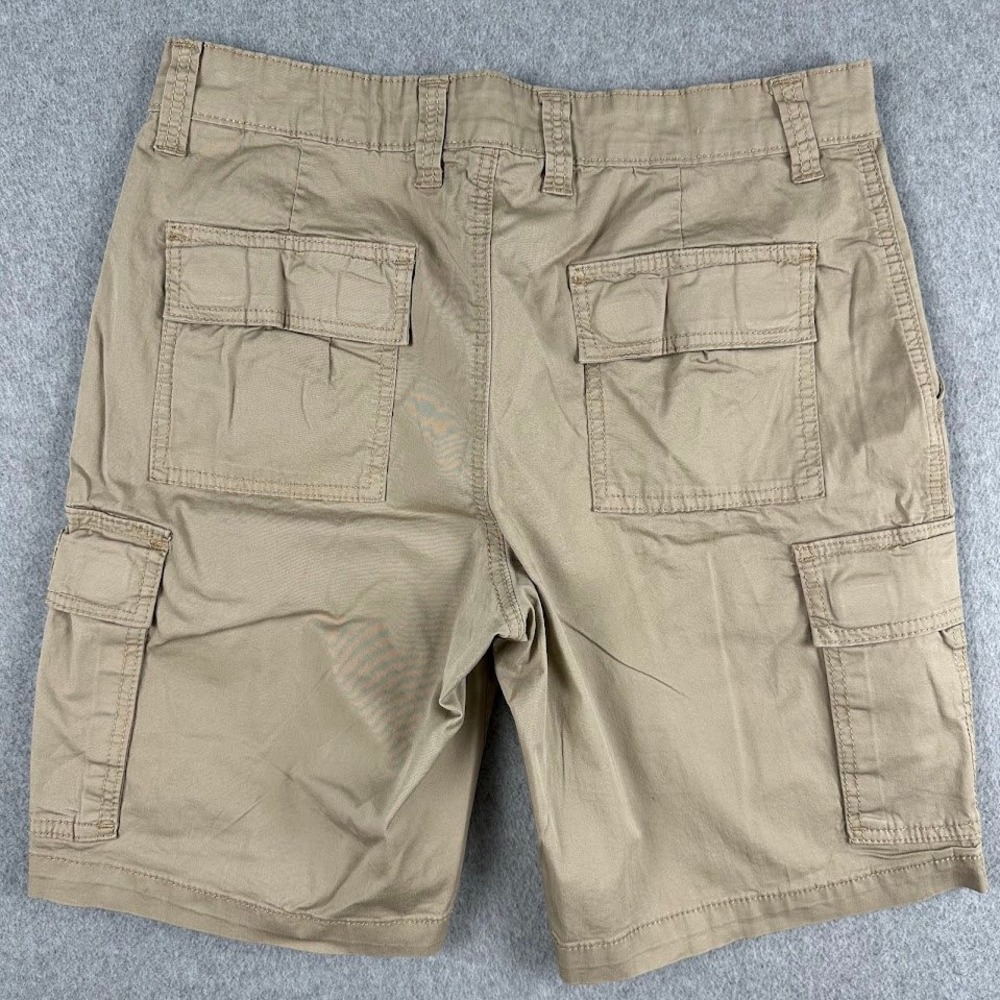 Unionbay Mens Cargo Shorts Khaki Tan Size 30 Stretch Cotton Utility Outdoor - Picture 2 of 9